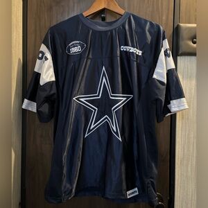 Men’s Dallas Cowboys Jersey. Size Medium